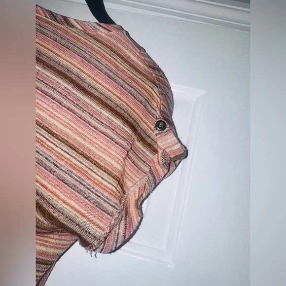 👑 SIZE MEDIUM Destination Maternity Multicolor Striped Short Sleeve Top - Picture 10 of 10